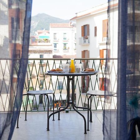 Appartamento Velia Σαλέρνο Εξωτερικό φωτογραφία