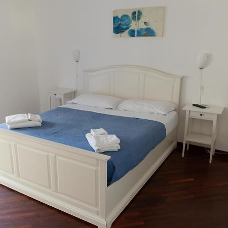 Appartamento Velia Σαλέρνο Εξωτερικό φωτογραφία