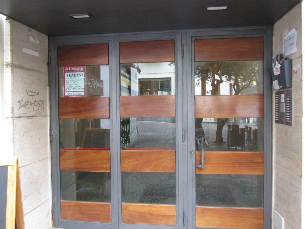 Appartamento Velia Σαλέρνο Εξωτερικό φωτογραφία